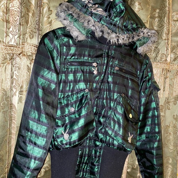 ❗️RARE❗️PLAYBOY💚BUNNY PUFFER JACKET COAT - Picture 16 of 16